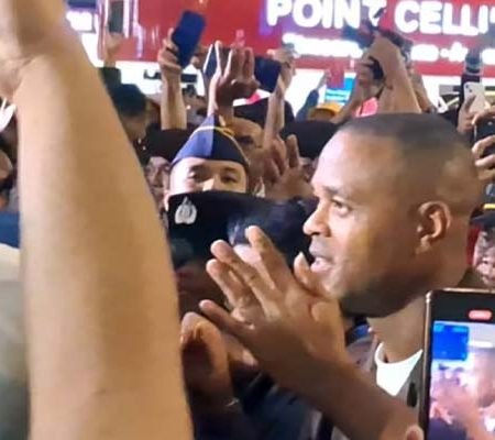 Patrick Kluivert Tiba di Jakarta: Harapan Baru untuk Timnas Indonesia