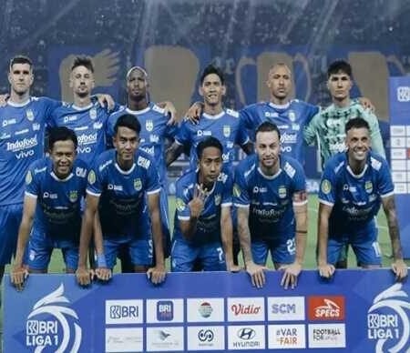 Gol Bunuh Diri di Menit Terakhir Simpan Persib dari Kekalahan